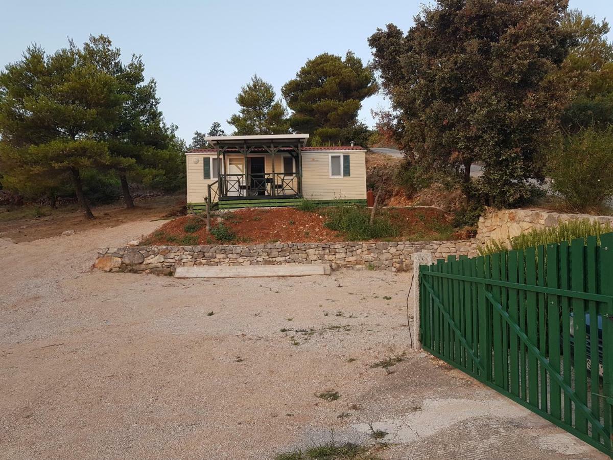 Kamp Lunga Hotel Jezera Exterior photo