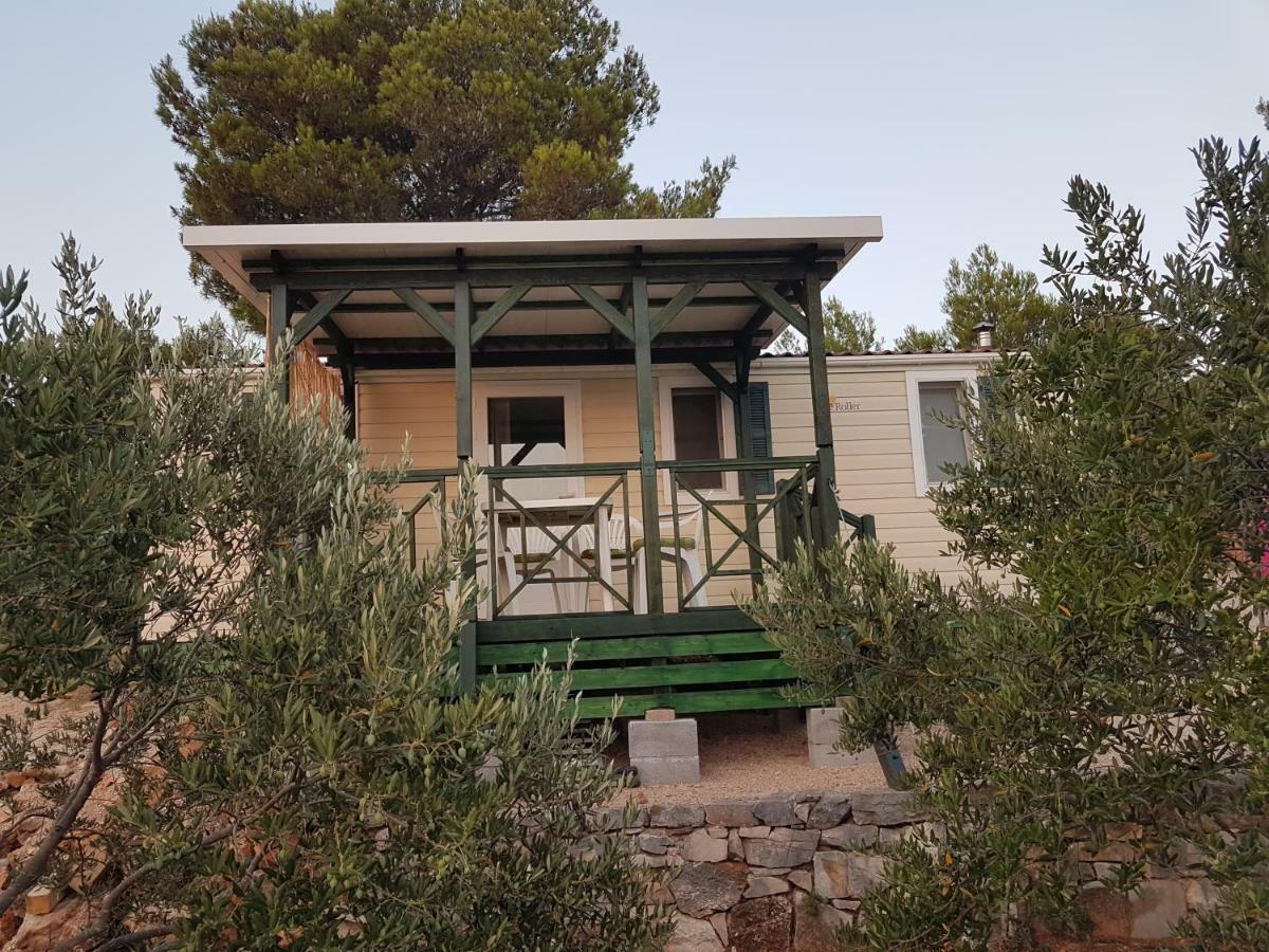 Kamp Lunga Hotel Jezera Exterior photo