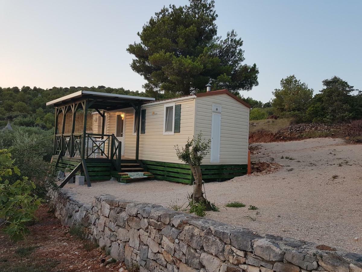 Kamp Lunga Hotel Jezera Exterior photo
